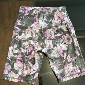 Lululemon Biker Short Size 4
